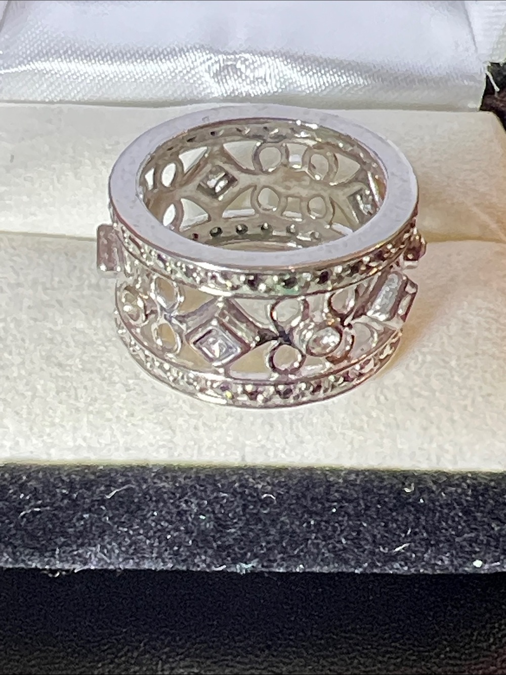 Intricate Filigree Wide Band Ring - Silver